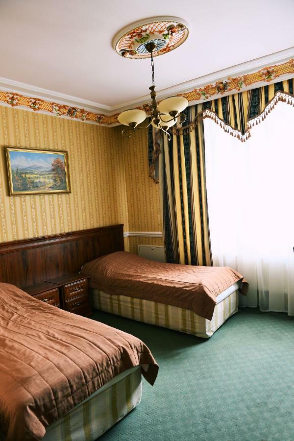 Hotel Ksiaze Poniatowski Lesznowola  Bagian luar foto